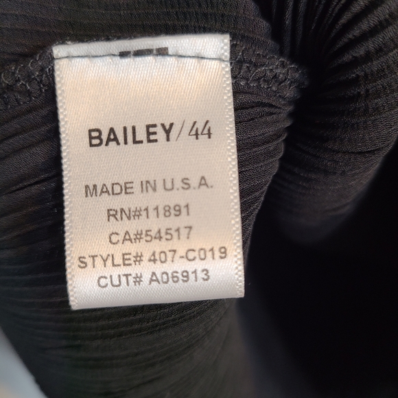 Bailey 44 Black Pleated Crepe Tank - 8 - Picture 4 of 6